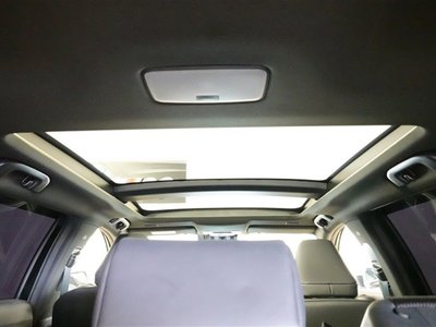 صورة 15 لـ 2025 Toyota CROWN ESTATE