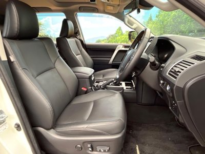 2023 Toyota LAND CRUISER PRADO 缩略图 7