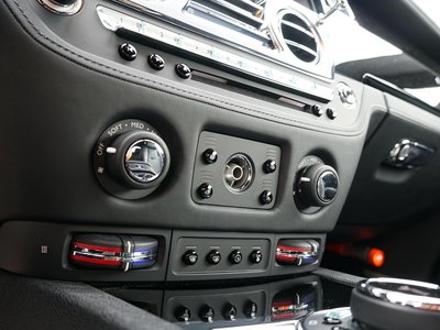 2015 ROLLS-ROYCE WRAITH 照片 37