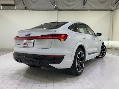 صورة مصغرة 7 لـ 2025 AUDI SQ8 SPORTBACK E-TRON