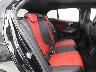 2025 BMW 1 SERIES 照片 14