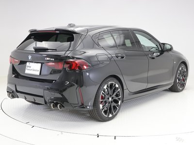 2025 BMW 1 SERIES 照片 9