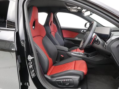 2025 BMW 1 SERIES 照片 12