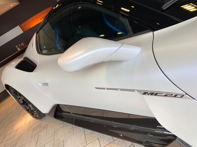 صورة 13 لـ 2022 Maserati MC20