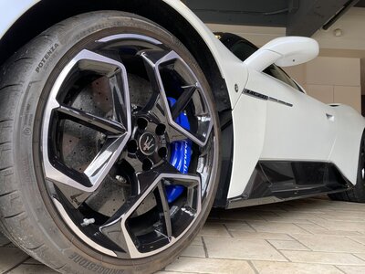 صورة 24 لـ 2022 Maserati MC20