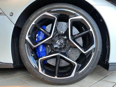 صورة 26 لـ 2022 Maserati MC20