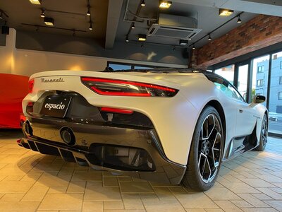 صورة 54 لـ 2022 Maserati MC20