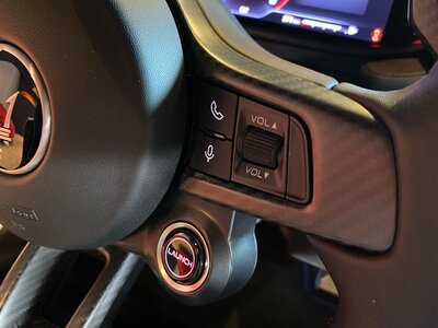 صورة 32 لـ 2022 Maserati MC20