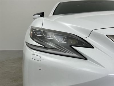 2020 Lexus LS thumbnail 28