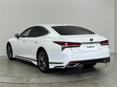 2020 Lexus LS photo 3