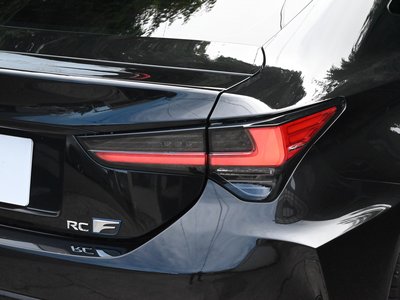 2023 Lexus RC F thumbnail 22