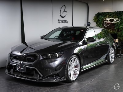 2025 BMW M5 TOURING photo 45