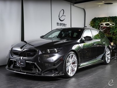 2025 BMW M5 TOURING photo 46
