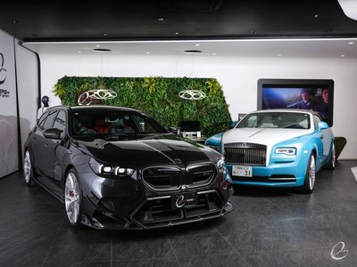 2025 BMW M5 TOURING photo 37