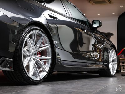 2025 BMW M5 TOURING photo 73