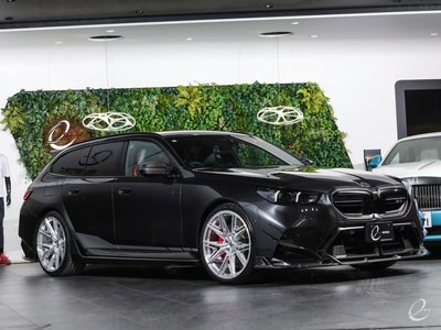 2025 BMW M5 TOURING photo 17