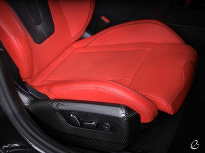 2025 BMW M5 TOURING photo 8