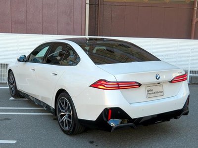 صورة مصغرة 47 لـ 2024 BMW 5 SERIES