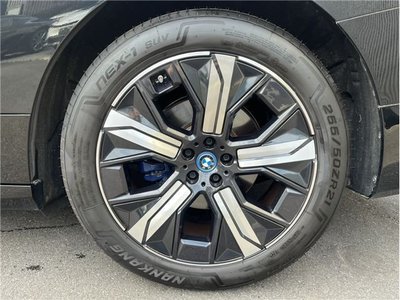 2022 BMW IX — миниатюра 38