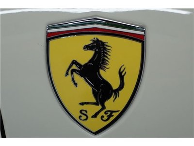 صورة مصغرة 32 لـ 2018 Ferrari 488 SPIDER