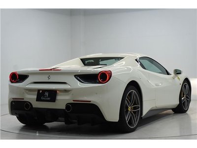 صورة مصغرة 6 لـ 2018 Ferrari 488 SPIDER
