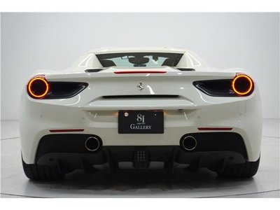 صورة مصغرة 4 لـ 2018 Ferrari 488 SPIDER