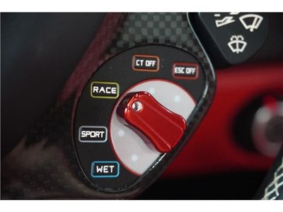 صورة مصغرة 23 لـ 2018 Ferrari 488 SPIDER