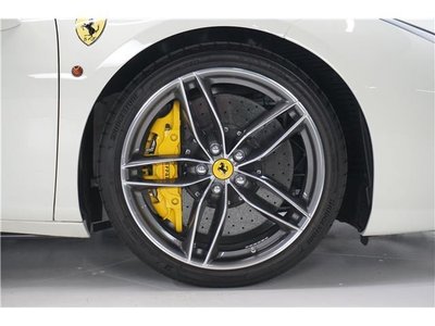 صورة مصغرة 10 لـ 2018 Ferrari 488 SPIDER