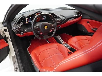 صورة مصغرة 45 لـ 2018 Ferrari 488 SPIDER