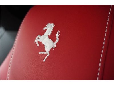 صورة مصغرة 38 لـ 2018 Ferrari 488 SPIDER
