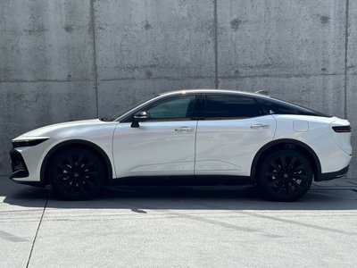 2025 Toyota CROWN CROSSOVER thumbnail 8