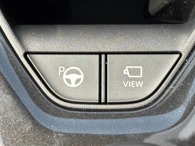 2025 Toyota CROWN CROSSOVER thumbnail 32