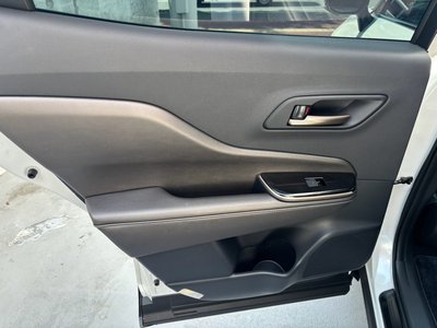 2025 Toyota CROWN CROSSOVER thumbnail 39