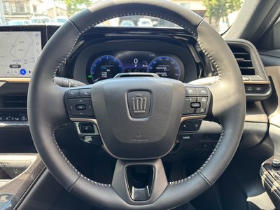 2025 Toyota CROWN CROSSOVER thumbnail 19