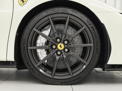 صورة 9 لـ 2023 Ferrari SF90 SPIDER
