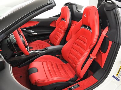 صورة 12 لـ 2023 Ferrari SF90 SPIDER