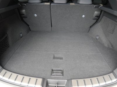 صورة 17 لـ 2025 Lexus NX
