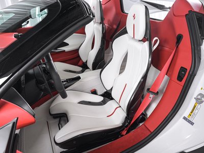 2025 Ferrari 296 GTS photo 14