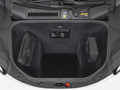 2025 Ferrari 296 GTS photo 19