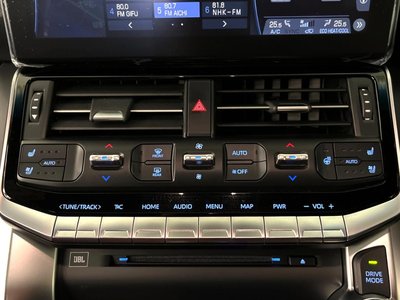 2023 Toyota LAND CRUISER 300 thumbnail 59