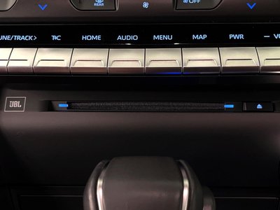 2023 Toyota LAND CRUISER 300 thumbnail 60