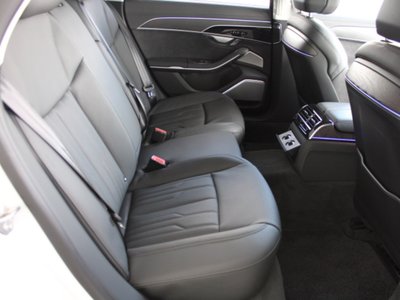 2025 AUDI A8 thumbnail 34