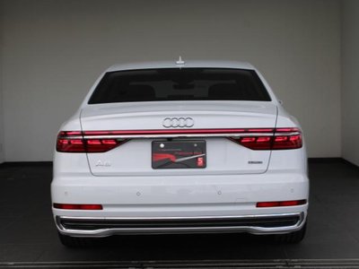 2025 AUDI A8 thumbnail 9