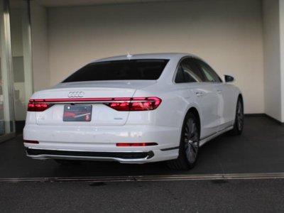 2025 AUDI A8 thumbnail 7