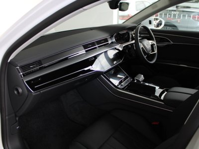 2025 AUDI A8 thumbnail 121