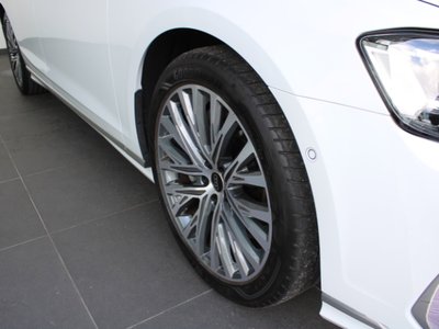 2025 AUDI A8 thumbnail 15