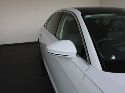 2025 AUDI A8 thumbnail 13