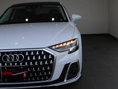 2025 AUDI A8 thumbnail 12