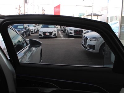 2025 AUDI A8 thumbnail 31
