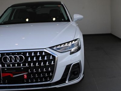 2025 AUDI A8 thumbnail 2